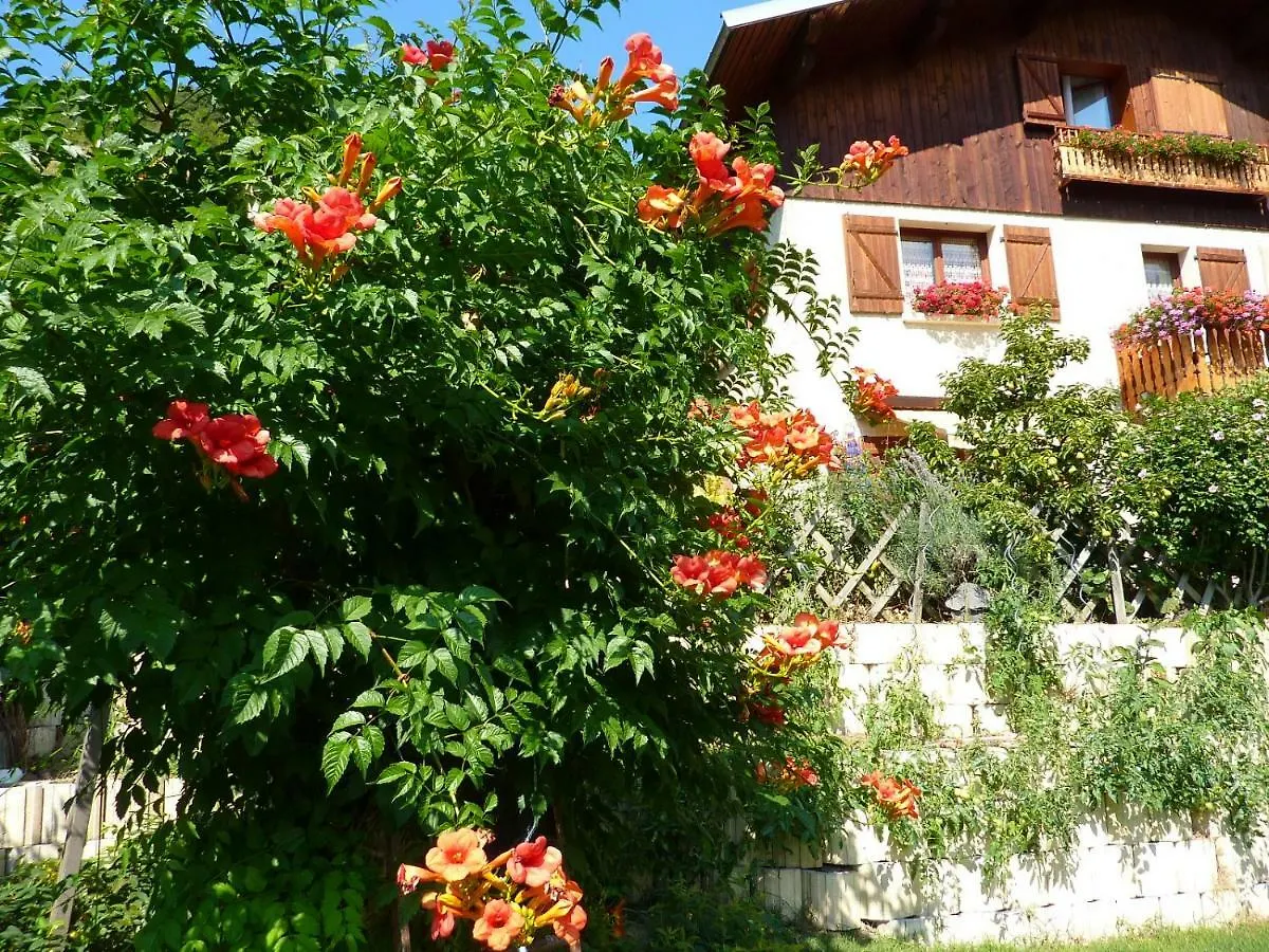 Apartment Plein Soleil Appartement Avec Garage Pour Ski Trois Vallees Et Cure Thermale Brides-les-Bains France